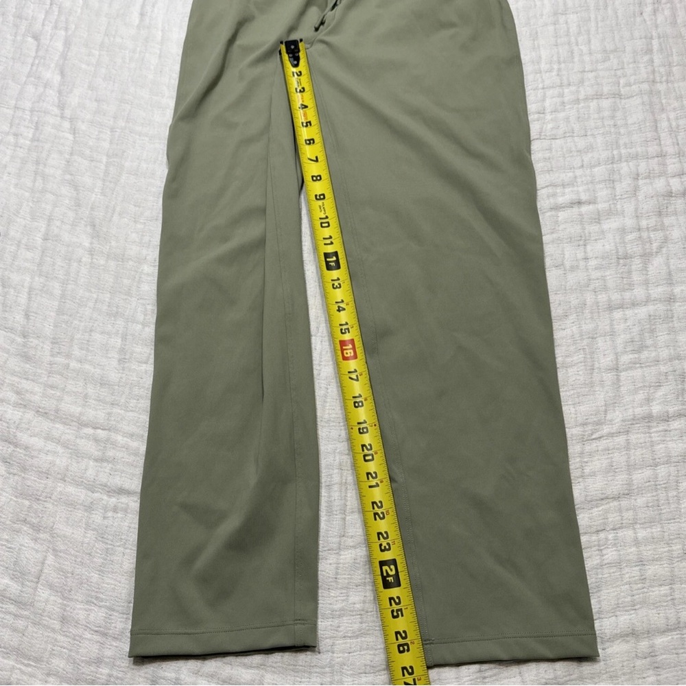 Lululemon Keep Moving High Rise Full Length Pant
Rosemary Green - Picture 9 of 10